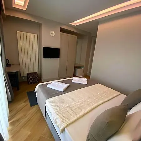 Bella 3 Hotel *